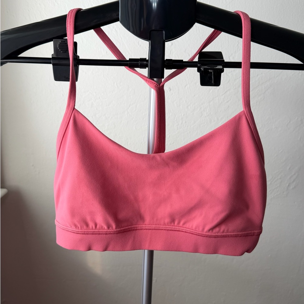 Lululemon hot pink sports bra